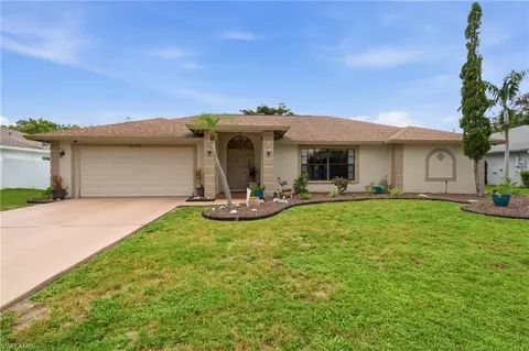 2378 River Reach Dr, Naples, FL 34104