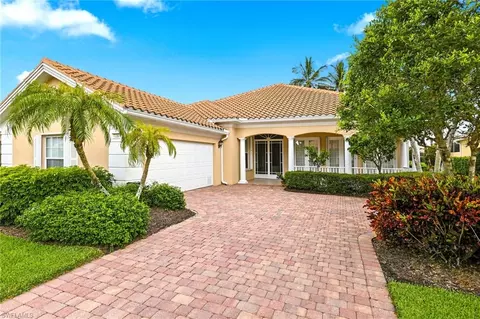 7330 Donatello Ct, Naples, FL 34114