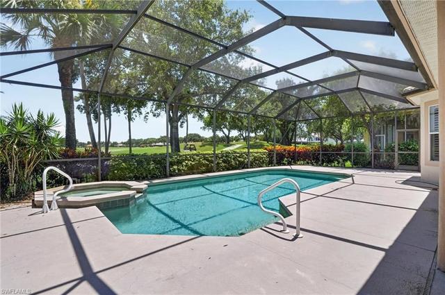 5278 Kensington High St, Naples, FL 34105