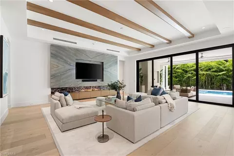 Living - 850 10th St N, Naples, FL 34102 photo 3 of 7