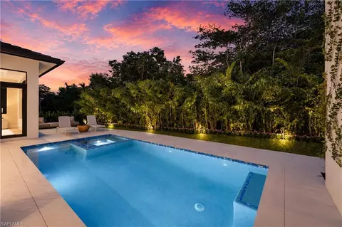 Exterior - 850 10th St N, Naples, FL 34102 photo 5 of 5