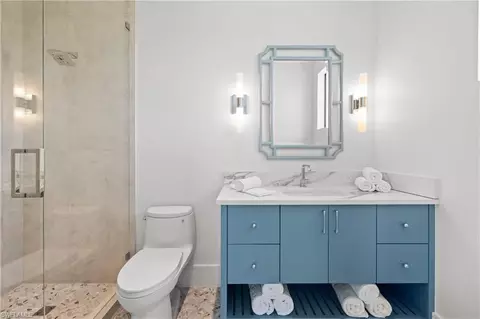 Bath - 850 10th St N, Naples, FL 34102 photo 6 of 8