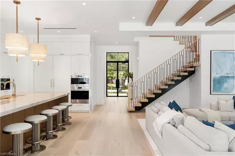 Entry Way - 850 10th St N, Naples, FL 34102 photo 1 of 3