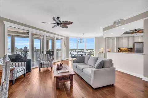 4137 Bay Beach Ln #585, Fort Myers Beach, FL 33931