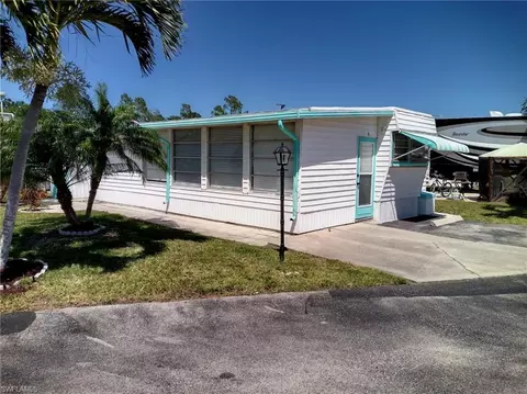 Exterior - 16 Jade Dr, Naples, FL 34114 photo 2 of 5