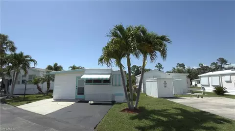16 Jade Dr, Naples, FL 34114