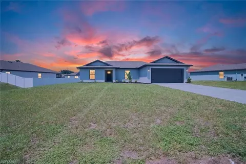 177 Blackstone Dr, Fort Myers, FL 33913