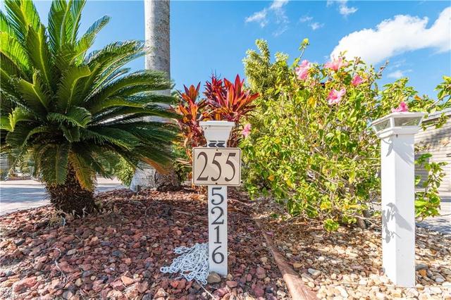 5216 Pineland Daisy Trl, Fort Myers, FL 33905