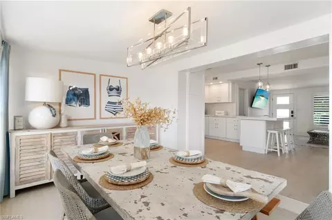 Dining - 2180 Harbor Ln, Naples, FL 34104 photo 3 of 3