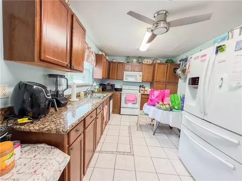 4000 Outer Dr, Naples, FL 34112 photo 9