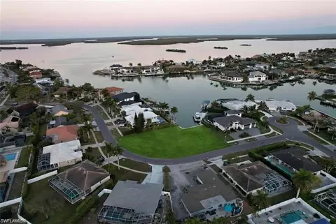 711 Fairlawn Ct, Marco Island, FL 34145