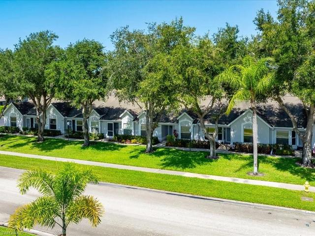10188 Regent Cir #2802, Naples, FL 34109
