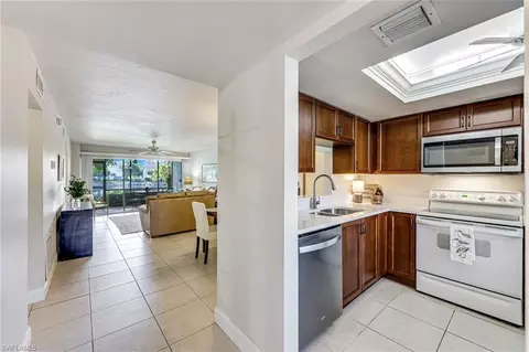 3030 Binnacle Dr #101, Naples, FL 34103 photo 7