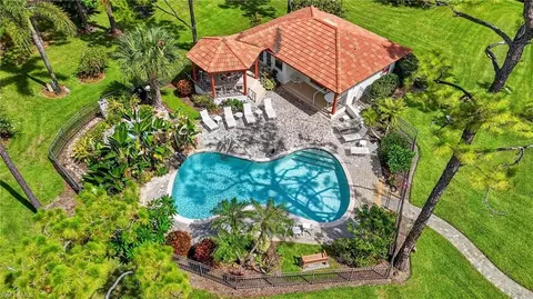 Exterior - 909 Augusta Blvd #7, Naples, FL 34113 photo 8 of 10