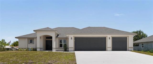 1841 Novice Ave, Lehigh Acres, FL 33972