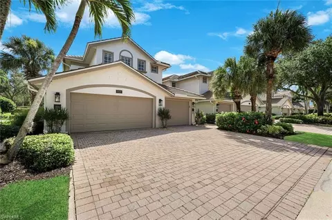 6858 Ascot Dr #201, Naples, FL 34113