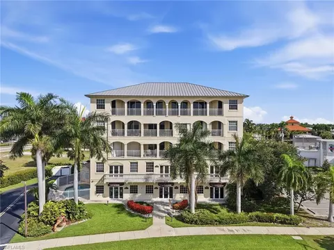 886 Park Ave #501, Marco Island, FL 34145