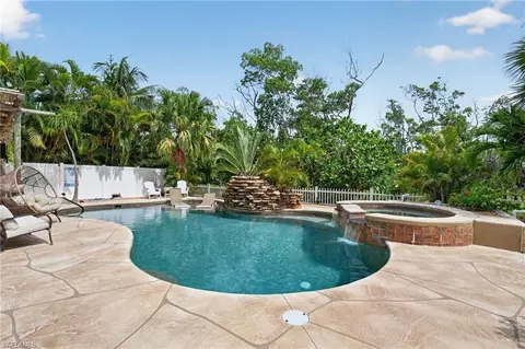 309 Donora Blvd, Fort Myers Beach, FL 33931