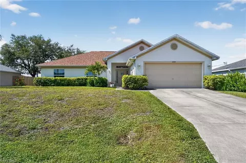 2206 NE 24th Ter, Cape Coral, FL 33909