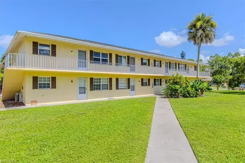 3325 Airport Rd N #S5, Naples, FL 34105