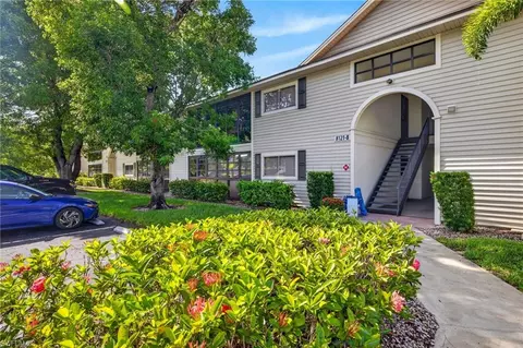 8121 S Woods Cir #9, Fort Myers, FL 33919