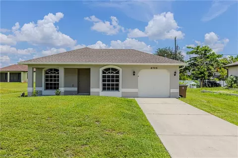 4706 5th St W, Lehigh Acres, FL 33971