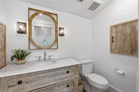 Bath - 742 11th Ave S, Naples, FL 34102 photo 3 of 7