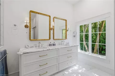 Bath - 742 11th Ave S, Naples, FL 34102 photo 1 of 7