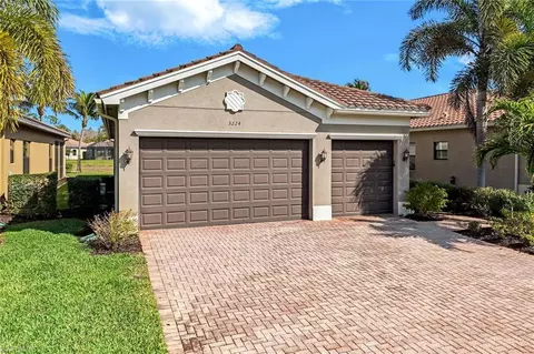 Exterior - 3224 Pacific Dr, Naples, FL 34119 photo 7 of 15
