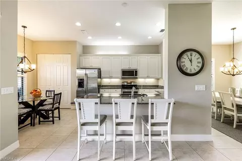 Kitchen - 3224 Pacific Dr, Naples, FL 34119 photo 4 of 5