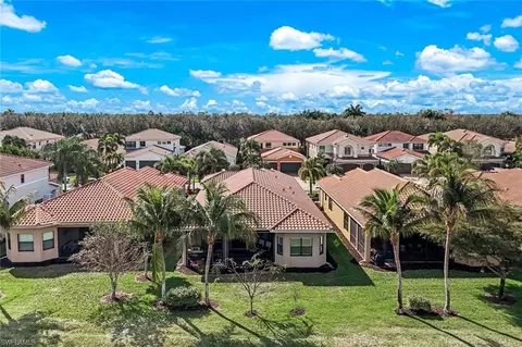 View/Area - 3224 Pacific Dr, Naples, FL 34119 photo 2 of 6