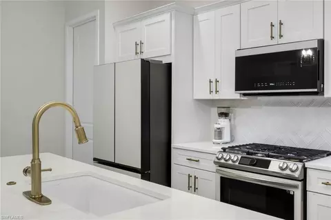 Kitchen - 14788 Kingfisher Loop, Naples, FL 34120 photo 2 of 3