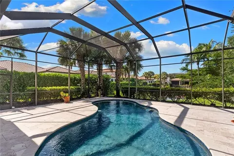 Exterior - 2234 Aberdeen Ct, Naples, FL 34105 photo 2 of 9