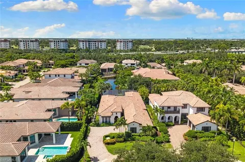 View/Area - 2234 Aberdeen Ct, Naples, FL 34105 photo 2 of 3