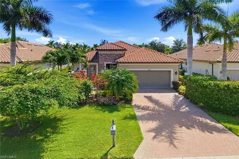 9630 Campanile Cir, Naples, FL 34114