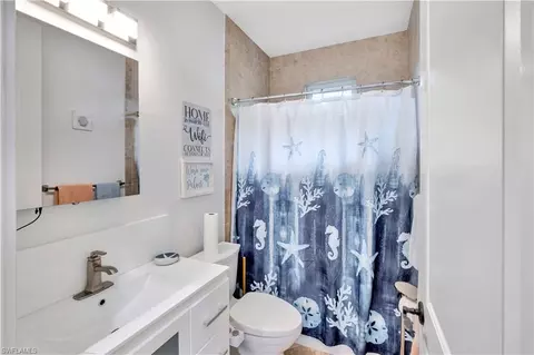 Bath - 3005 Coco Ave, Naples, FL 34112 photo 4 of 4