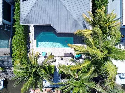 Exterior - 3005 Coco Ave, Naples, FL 34112 photo 9 of 9