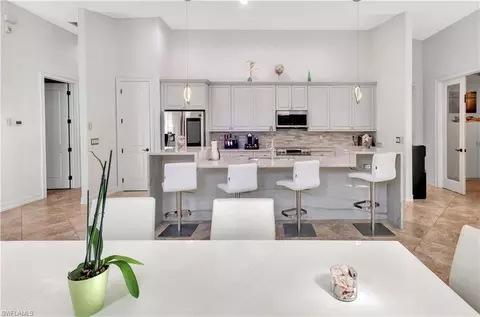 Kitchen - 3005 Coco Ave, Naples, FL 34112 photo 5 of 5