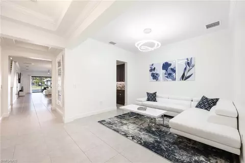 3275 Pilot Cir, Naples, FL 34120 photo 1