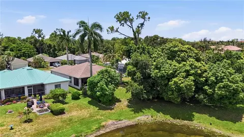 View/Area - 295 Stanhope Cir, Naples, FL 34104 photo 4 of 7