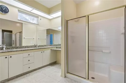 Bath - 295 Stanhope Cir, Naples, FL 34104 photo 2 of 3