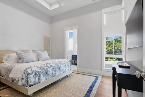 Bedroom - 2150 Tarpon Rd, Naples, FL 34102 photo 5 of 6