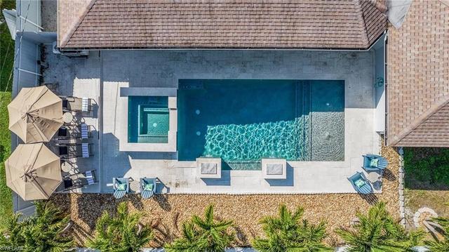 601 SE 30th St, Cape Coral, FL 33904