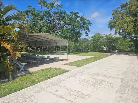 Exterior - 859 Manatee Rd, Naples, FL 34114 photo 5 of 22