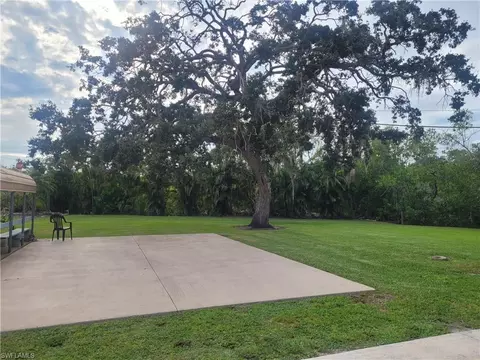 Exterior - 859 Manatee Rd, Naples, FL 34114 photo 9 of 22