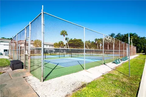 Exterior - 21 High Point Cir E #305, Naples, FL 34103 photo 14 of 16