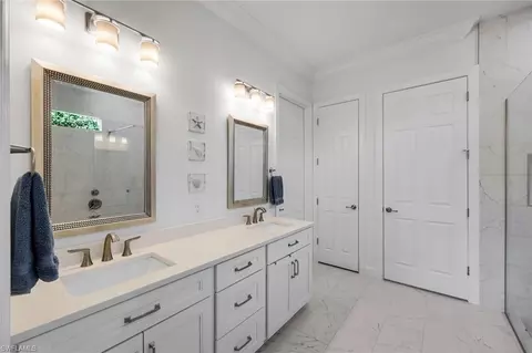 Bath - 9259 Fieldstone Ln, Naples, FL 34120 photo 2 of 4