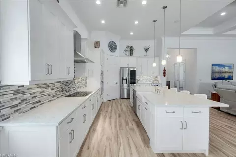 Kitchen - 9259 Fieldstone Ln, Naples, FL 34120 photo 5 of 6