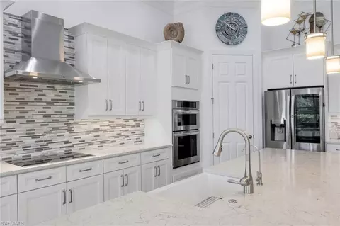 Kitchen - 9259 Fieldstone Ln, Naples, FL 34120 photo 3 of 6