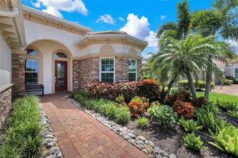 Exterior - 9259 Fieldstone Ln, Naples, FL 34120 photo 2 of 11